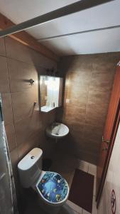 Baðherbergi á Olympiades Rooms Litóchoro
