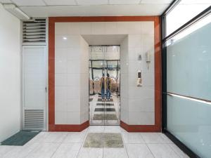Ban Bang KhanRoomQuest SPS Hotel and Residence的相册照片