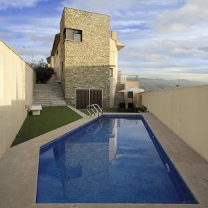 Majoituspaikassa Ideal House to get to know Granada tai sen lähellä sijaitseva uima-allas