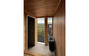 伊德勒The Riverside Mountain Lodge - 110sqm clam luxury - including bed linens, towels,的相册照片
