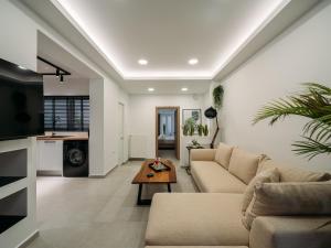 Ruang duduk di ELiXiR 1 Luxury apartments