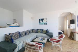 Posezení v ubytování Villa vue mer Mirleft - ménage et Cuisinière à mi-temps