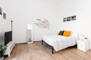 Postel nebo postele na pokoji v ubytování central comfortable studio apartment