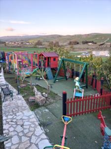 Agriturismo Reggia Saracena játszósarka