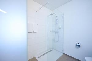 Bilik mandi di Smart Hotel Kreisel --Self check-In