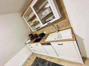 Η κουζίνα ή μικρή κουζίνα στο Haus Carolin