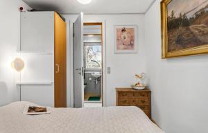 Voodi või voodid majutusasutuse Cozy Home In Stubbekbing With Wifi toas
