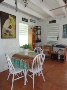 Gallery image of Bungalow Ocean View wifi in Patillas