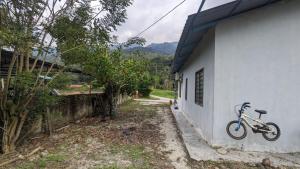 Afbeelding uit fotogalerij van Homestay Dipang in Jeram