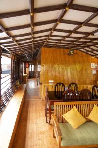 Φωτογραφία από το άλμπουμ του St. Mary Houseboat σε Kumarakom +2 φωτογραφίες