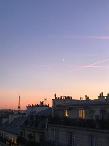 Foto dalla galleria di Loft avec vue sur Tour Eiffel a Parigi