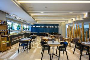 班古里昂机场萨杜特酒店 - 阿特拉斯精品酒店的休息区