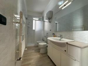 Ένα μπάνιο στο La Casa Di Tina +43 φωτογραφίες