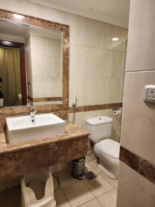 Ένα μπάνιο στο فندق طريق الهجره - Tariq Alhajrih Hotel