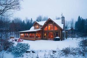 Private Hot Tub Sauna Indoor pool ski Monopoly v zimě