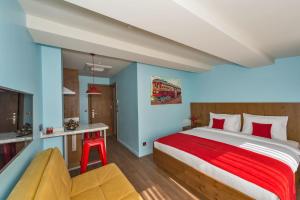 Postel nebo postele na pokoji v ubytování Taksim Istanbul Nis Hotel - Istiklal Street