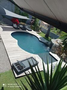 Πισίνα στο ή κοντά στο Appartement F2 dessous de villa +5 φωτογραφίες