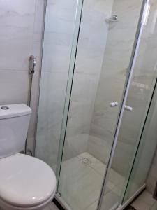 Et badeværelse på Paradise Beach Flats + 2 billeder