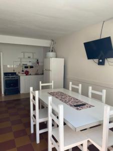 Η κουζίνα ή μικρή κουζίνα στο Buen pasar