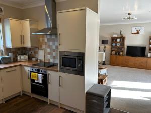 Dapur atau dapur kecil di The Annexe +3 gambar
