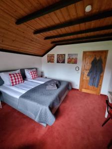 Postel nebo postele na pokoji v ubytování B&B Am Sahrbach