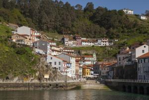 Fotografie z fotogalerie ubytování Camping L´Amuravela v destinaci Cudillero
