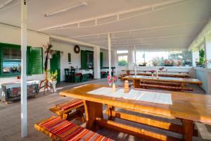 Restaurace v ubytování Joóbarát Vendégház