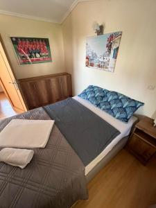 Ένα ή περισσότερα κρεβάτια σε δωμάτιο στο Sani Relax Delux Villa 3