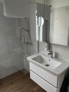 Kúpeľňa v ubytovaní Napfény Apartman ll.