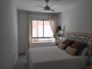 Posteľ alebo postele v izbe v ubytovaní PED - 1 dorm - Reformado - 50 metros Playa y Centro - Wifi