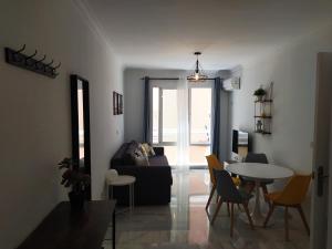 Posedenie v ubytovaní PED - 1 dorm - Reformado - 50 metros Playa y Centro - Wifi