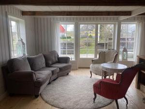 Fotografie z fotogalerie ubytování Stort semesterhus med sol v destinaci Båstad