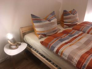 En eller flere senge i et værelse på Der braune Salon
