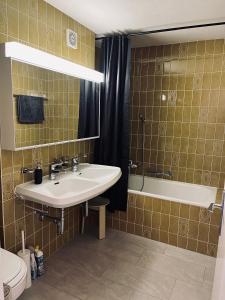 Koupelna v ubytování Casa Alma, 3 Bedroom, spacious apartment with sauna