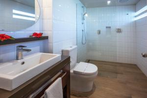 Ein Badezimmer in der Unterkunft Fiji Gateway Hotel