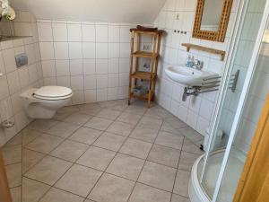 Ένα μπάνιο στο Hideaway, Pruchten- Baltic Coast +32 φωτογραφίες