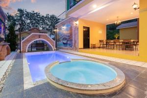 Φωτογραφία από το άλμπουμ του Venice De Pool Villa, Marino Khaoyai σε Ban Pang Asok