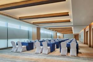 A seating area at Four Points by Sheraton Xi’an High-Tech Zone