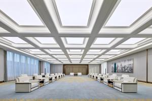 The business area and/or conference room at Four Points by Sheraton Xi’an High-Tech Zone
