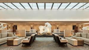 A seating area at Four Points by Sheraton Xi’an High-Tech Zone