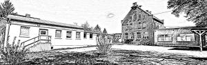 a black and white photo of an old building at Gästewohnung Heinrich Heine Schule in Bad Dürrenberg