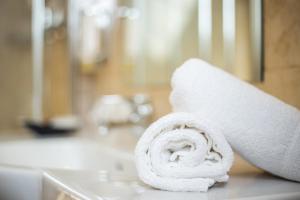 Un baño de Hotel Jizerka 4