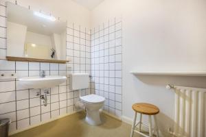 Ένα μπάνιο στο Wohnung Kemenate +29 φωτογραφίες