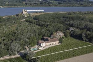 Gallery image of Espace de l'Hers in Châteauneuf-du-Pape