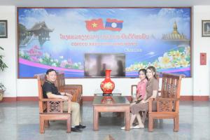 Επισκέπτες που μένουν στο Coecco Xieng Khouang Hotel