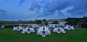 Zahrada ubytování The Westin Mumbai Powai Lake