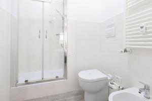 A bathroom at 247 Luxury Rooms Trastevere