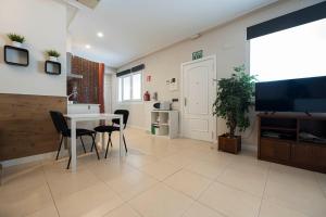 Η κουζίνα ή μικρή κουζίνα στο Apartamento familiar equipado en la costa de Zarautz - Oasis Cove +7 φωτογραφίες