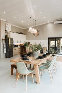 Kuchyň nebo kuchyňský kout v ubytování Chawal stays @ Leguan