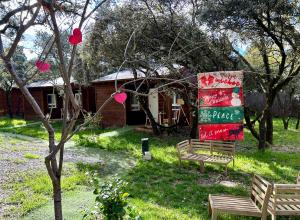 Vonkajšia záhrada v ubytovaní Casa Rural de Rafael Cabañas de Madera